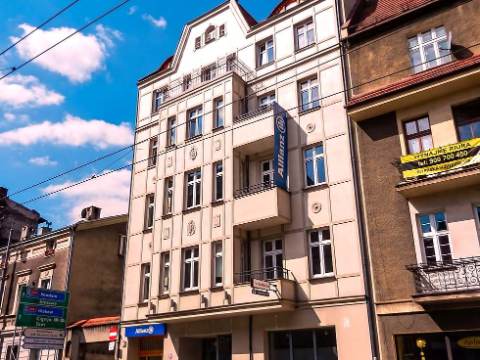 Przebudowa wraz z rozbudową i zmianą sposobu użytkowania kamienicy mieszkalno-usługowej na budynek biurowo-mieszkalno-usługowy, ul. Kościuszki 37, Katowice
